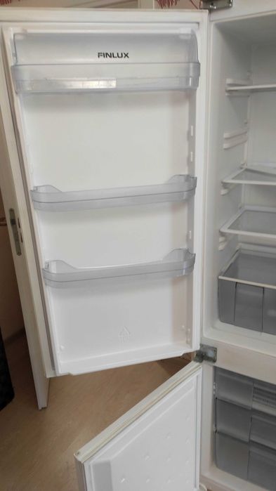 Хладилник за вграждане finlux