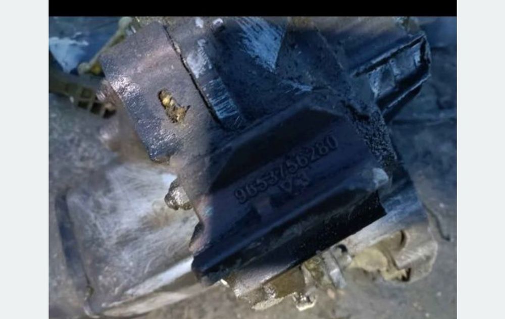 Cutie viteze:C2,C3,C3 Pluriel,Accept și schimb, bluza toc