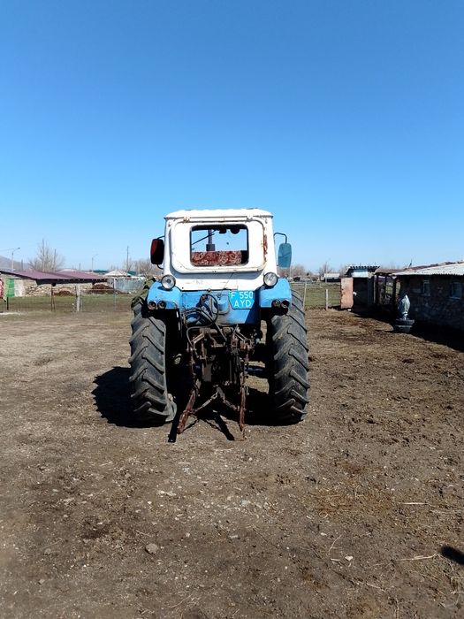 Продам Трактор ЮМЗ