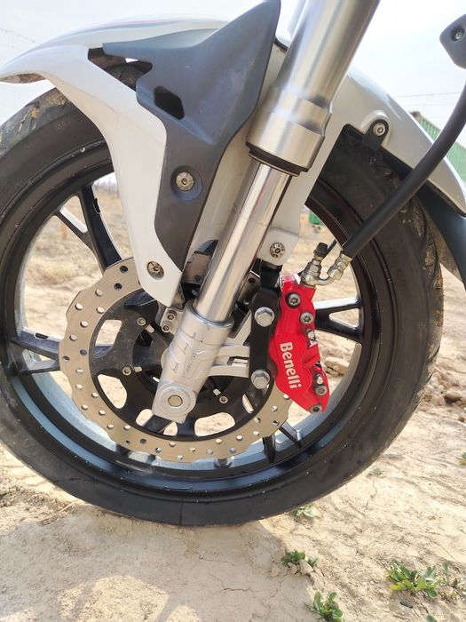 Мотоцикл 150 бенелли