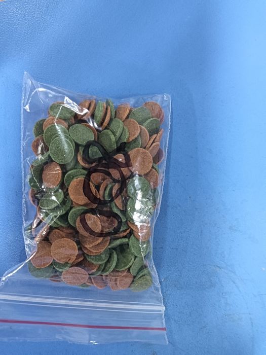 Продам корм для аквариумных рыб