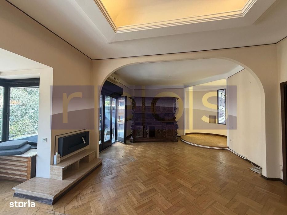Vanzare Apartament Deosebit 5 Camere | 221Mp  | Blv Lascar Catargiu |