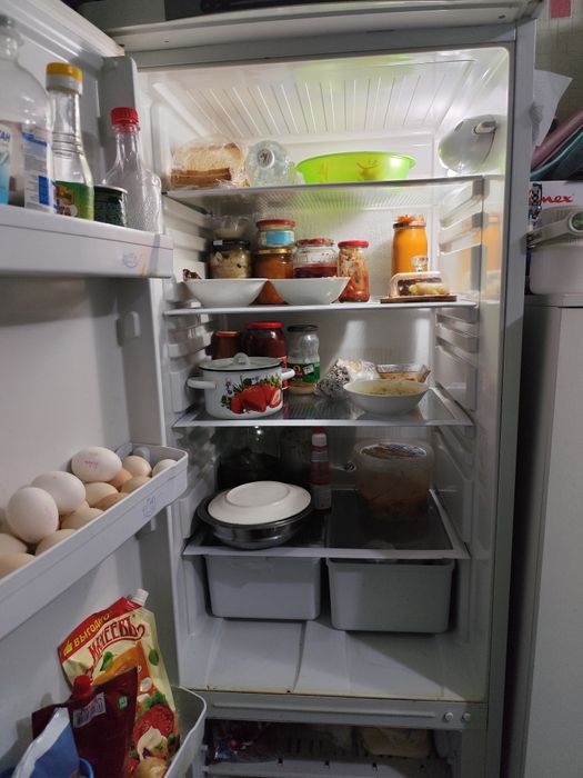 Продам холодильник 30 000тг.