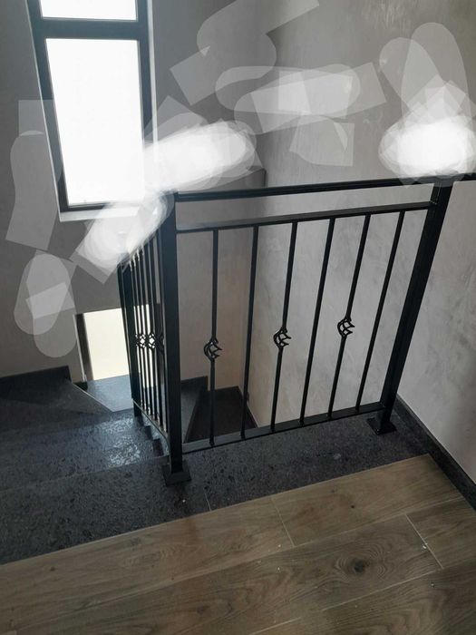 Парапети за стълбища и тераси от ковано желязо