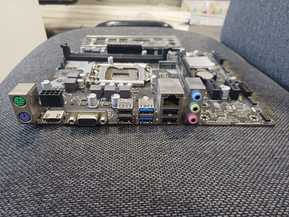 Продам материнскую плату H310