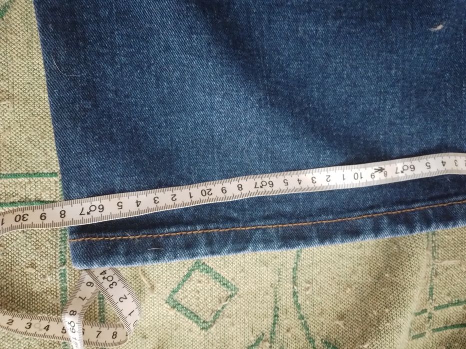 Продам джинсы ,широкие