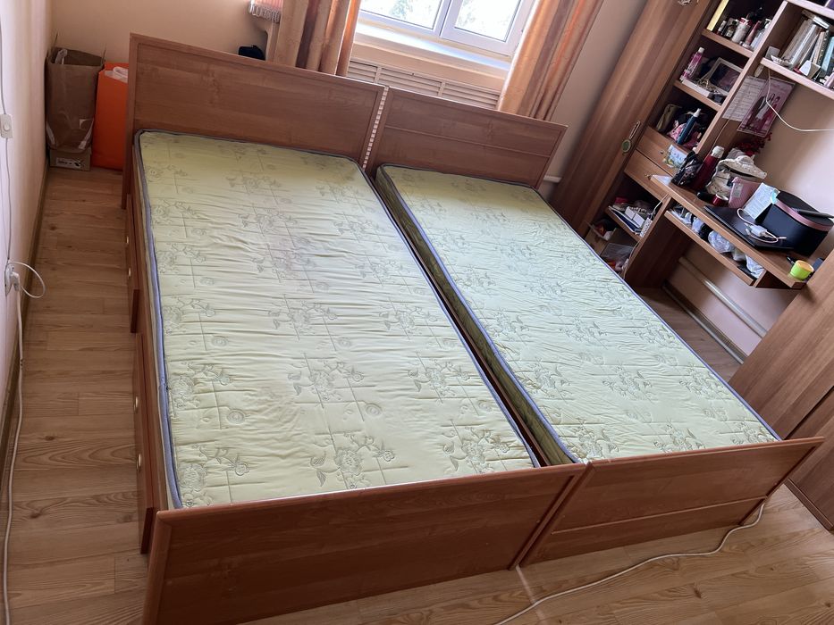 Продам срочно 2 кровати