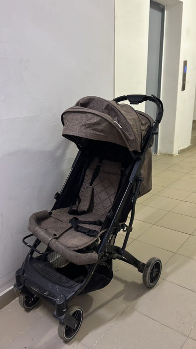 Детская коляска прогулочная