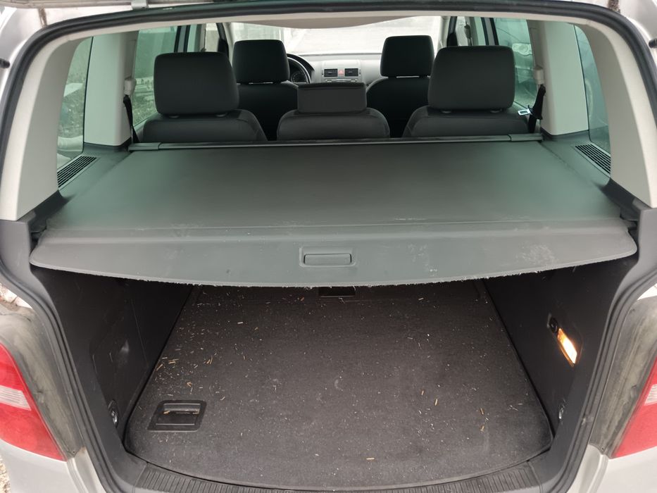 Фолксваген Туран 1.6 фси 115 к.с. автомат / VW Touran 1.6 fsi BLF НА Ч