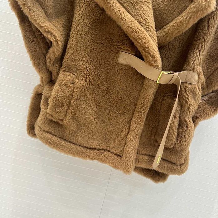 Jacheta Max Mara - calitate premium prezentare completa