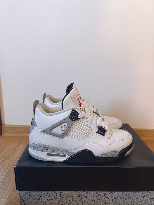 Jordan 4 White Cement
