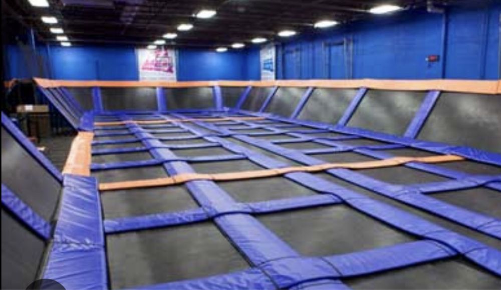 Трамплин парк батут парк