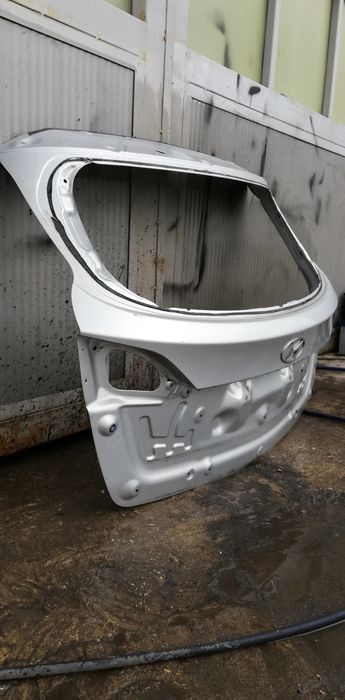 Багажна врата/багажник Hyundai i20