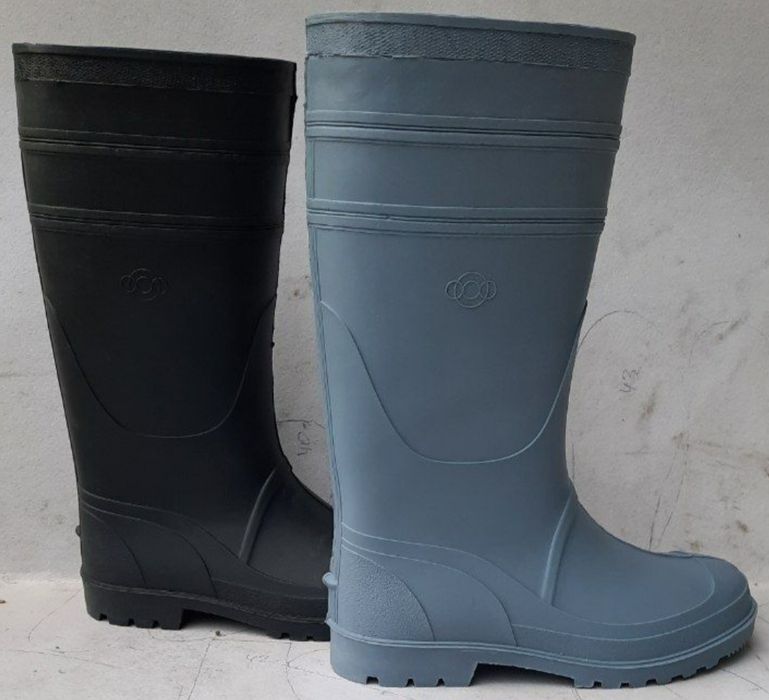 Резиновые сапоги с защитным металлическим подноском