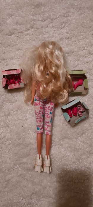 Păpușă Barbie (Simba Toys)