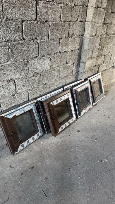 Пластиковый окно и форточки