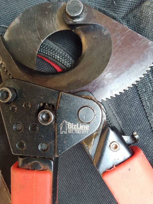 BizLine -раница и инструменти