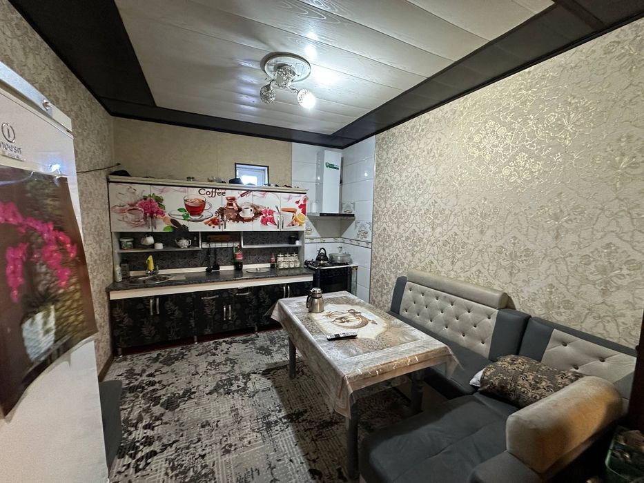 Kotta qani hovli sotiladi 7 sotix