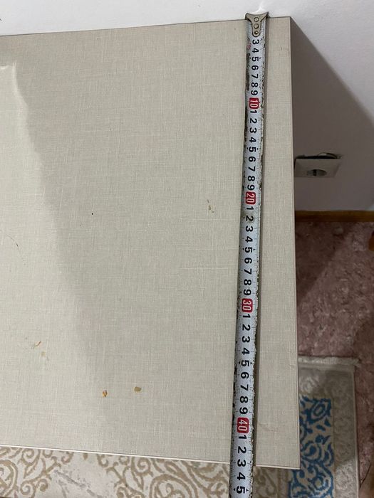 Продам туалетный столик