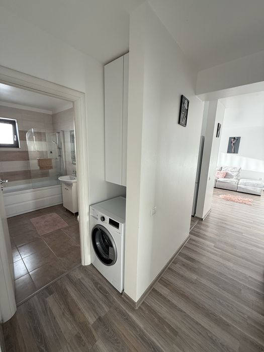 Apartament 2 camere modern– Parcare inclusă, centrală proprie, AC