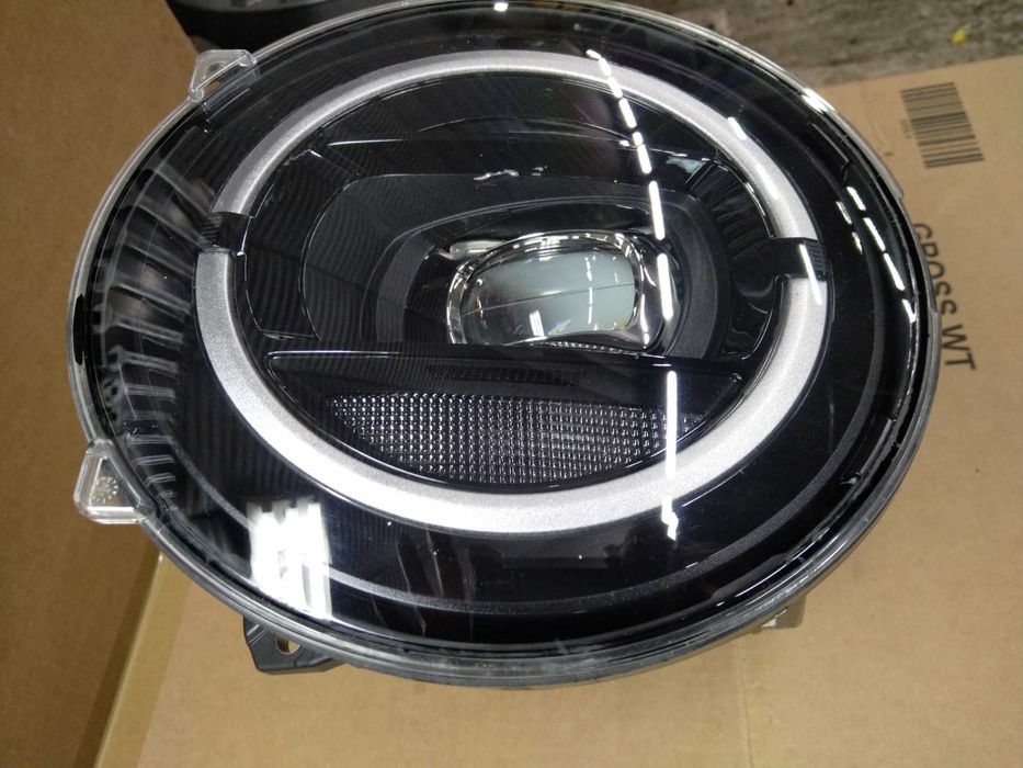 Фар десен за Mercedes-Benz G-Class (W463) 2019 година