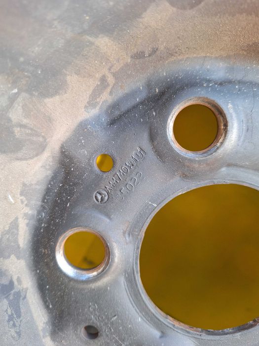 Гуми с джанти вито/виано