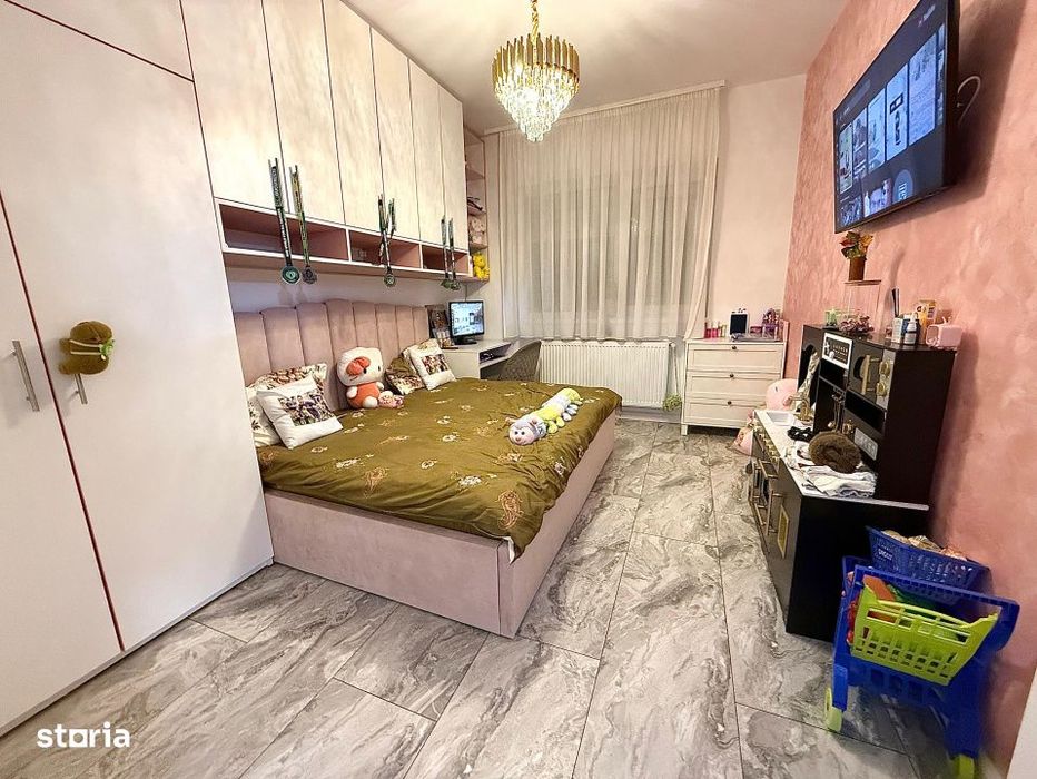 3 Camere Premium | Weiner Palada - Rosu | 2 Bai & Parcare Inclusa