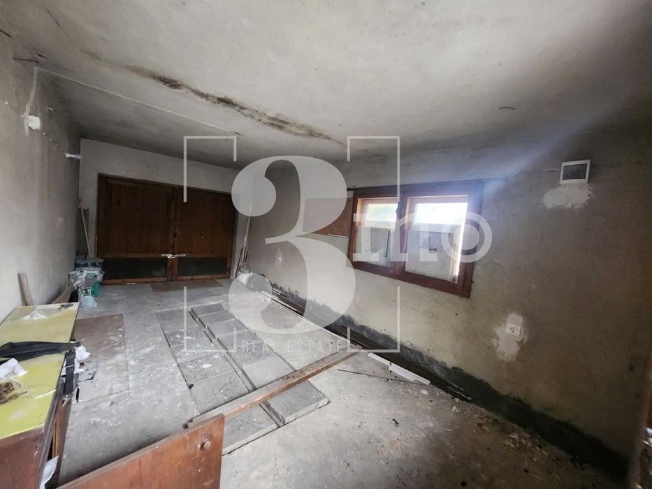 Дава се под наем Гараж / Паркомясто в София, Дружба 2 - 22 кв.м за 155 € - Снимка #2