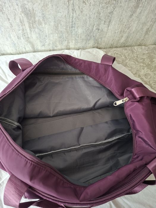 Большая сумка для путешествий