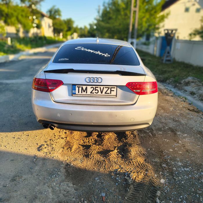 Vând Audi A5 cupe