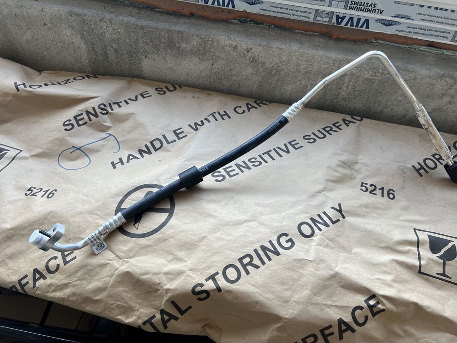 Audi A5 2013 - тръба климатик от радиатор до купе