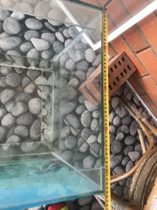 Продам аквариум в хорошем состояние