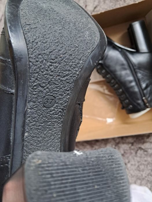 Botine din piele naturala mărimea 37