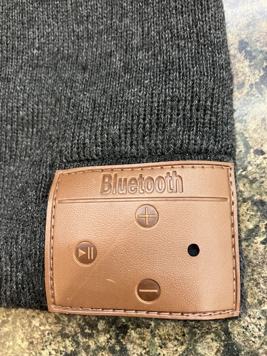 Шапка с bluetooth