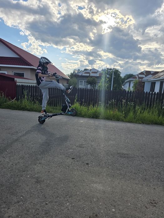 Trotineta vsett9+