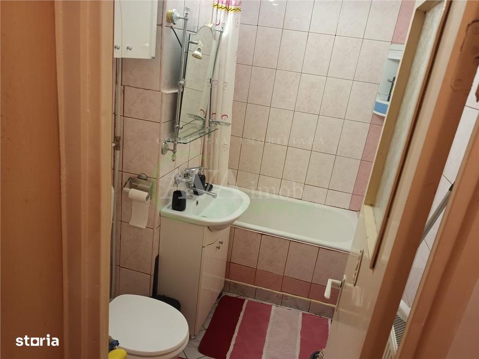 Apartament de vanzare , zona Banca Nationala