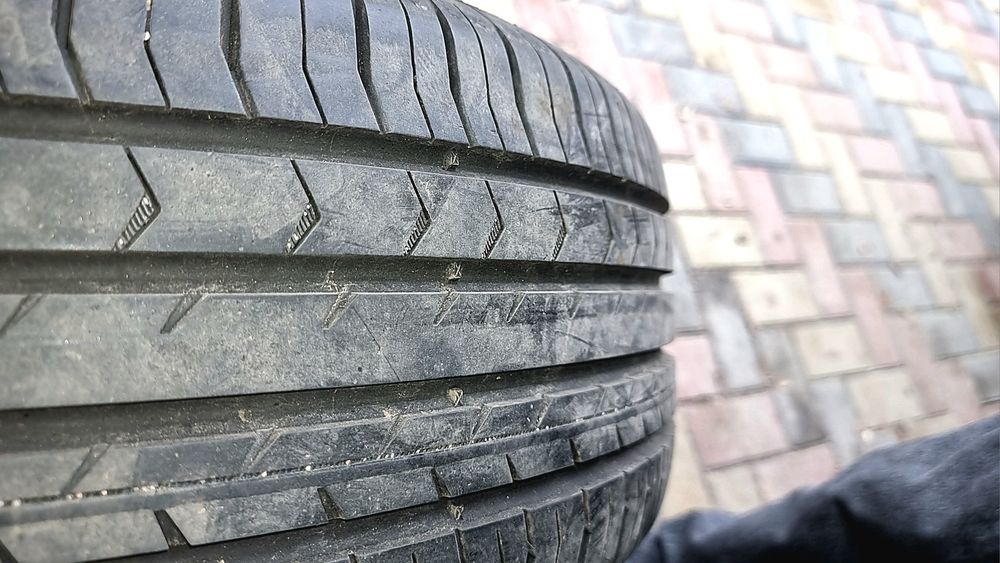 Continental 215/55 R17