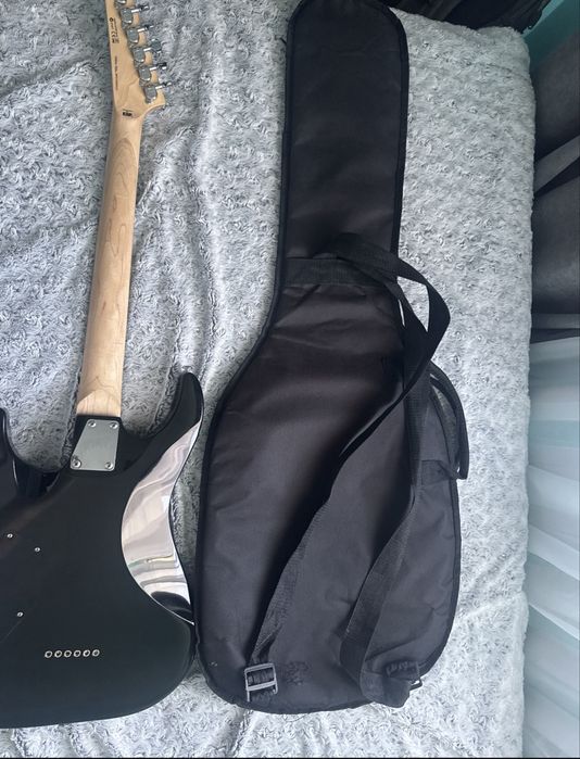 Chitara electrica neagra ESP LTD MH-10