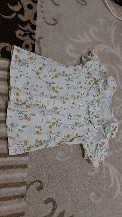 Продам школьную блузку и юбку