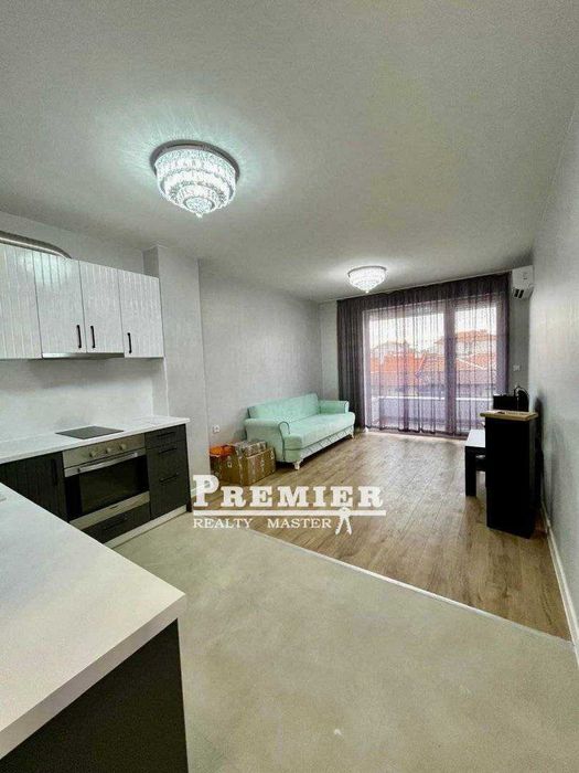Продава се Тристаен апартамент в Поморие - 75 кв.м за 1000 €/кв.м - Снимка #1