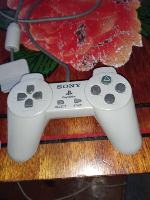 Джойстики для PlayStation 1 оригинал, б/у