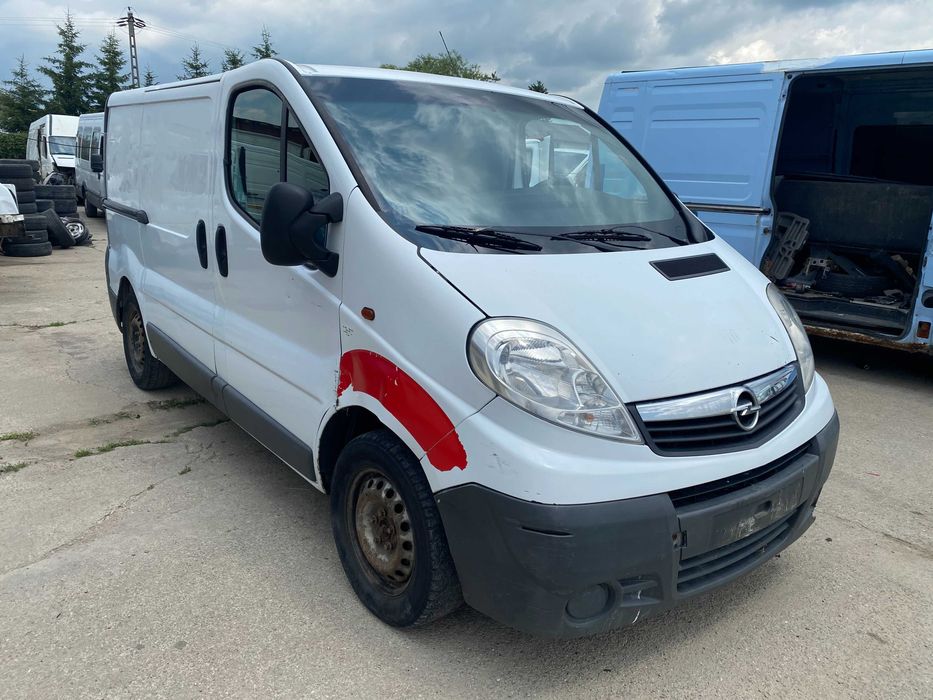 DEZMEMBREZ PIESE Opel VIVARO VAN 1.9 DTI 101 cp si 2.0 CDTI 114 cp 2008 Renault TRAFIC