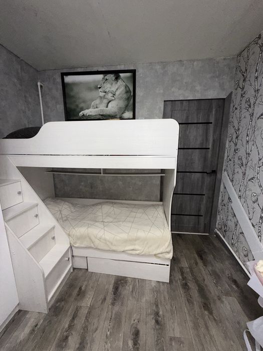 Двух этажная кровать