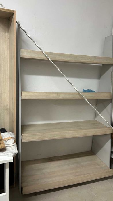 Продавам стелажи /рафт/етажерка