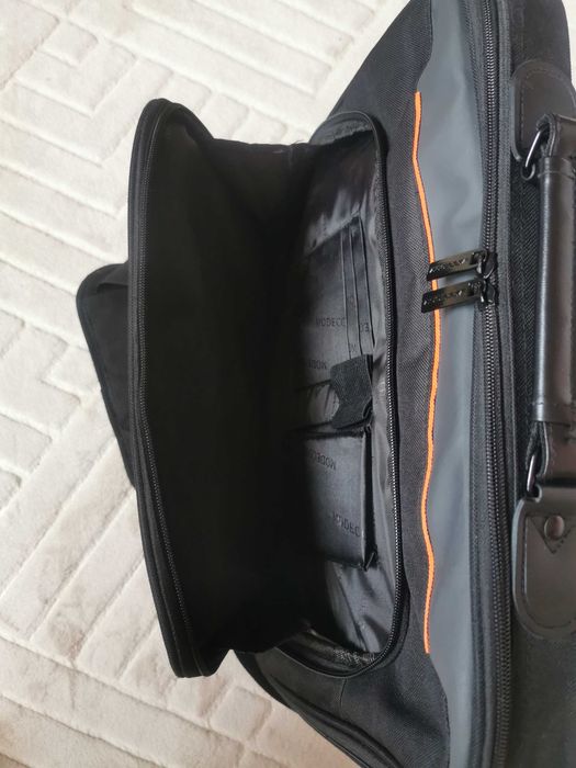 Geantă pentru laptop Modecom Cherokee 17"