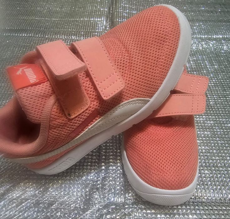 Adidasi Puma, fetita, marimea 31