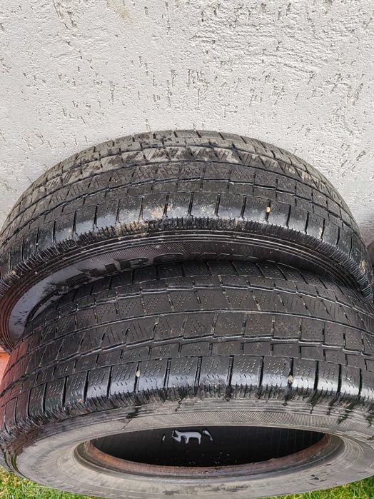 Vand 2 anvelope 205 75 16c si 2 anvelope 205 65 16c