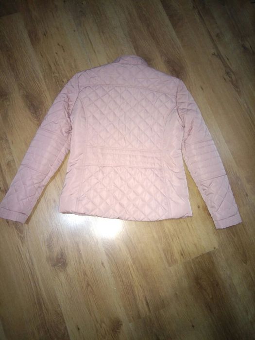 Geaca damă Guess roz pudră mărimea S