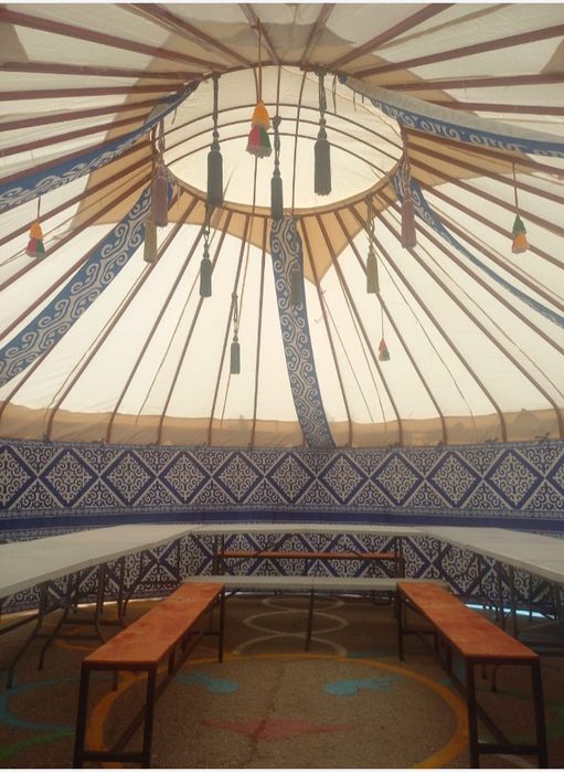 Киіз үй жалға беріледі.