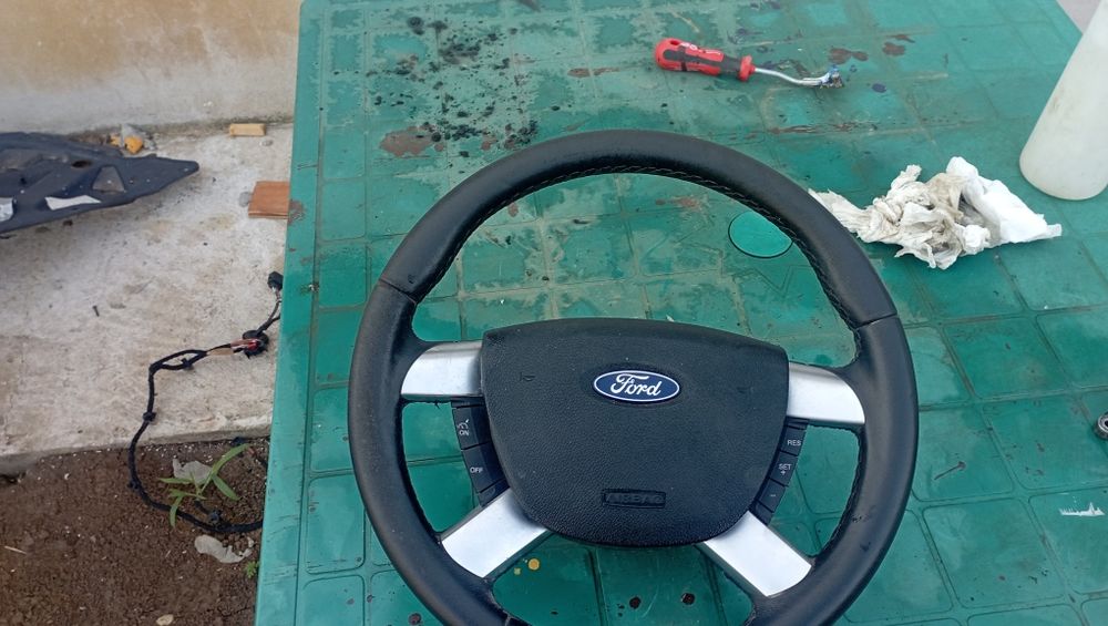 Volan piele cu Comenzi Ford Focus2